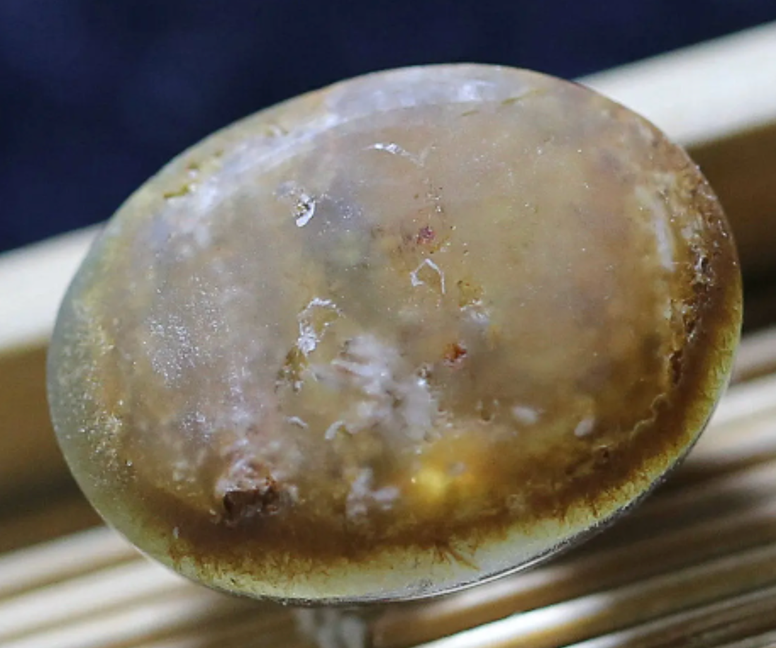 Strange and beautiful, Rich, Velvety, Golden Yellow Dumortierite Quartz Crystal - 23.7 CT - 1 Piece Quartz Specimen 0489