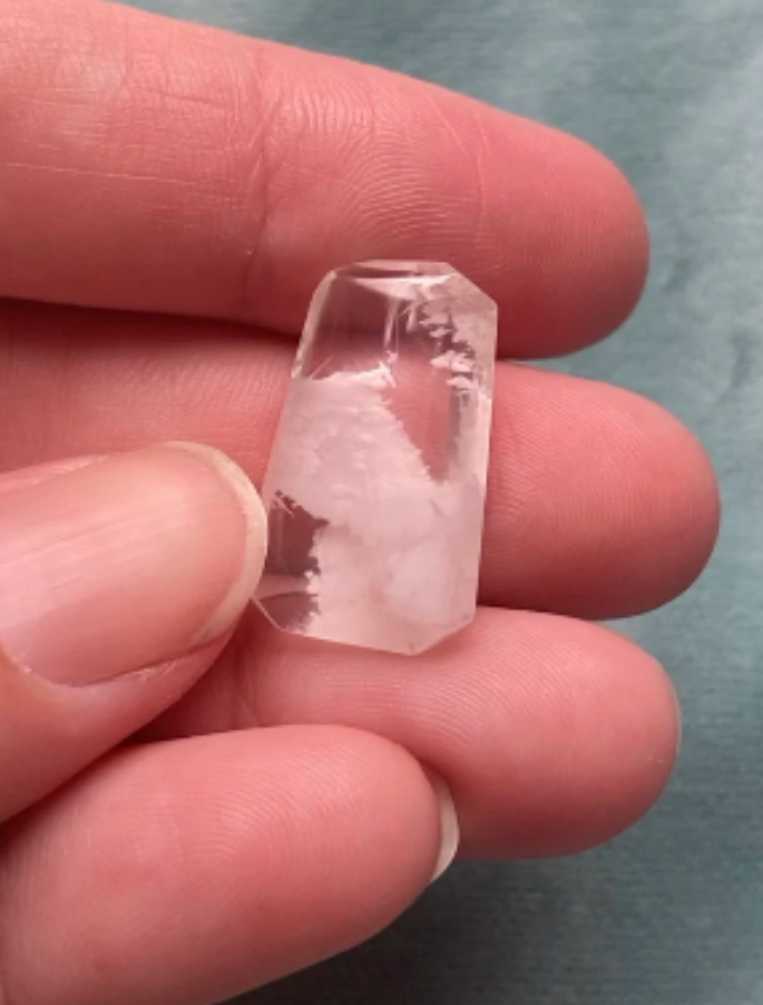 Rare WHITE Calcite or possibly Salt included Quartz Crystal - 16.6 CT - 1 Piece Quartz Specimen. 3852