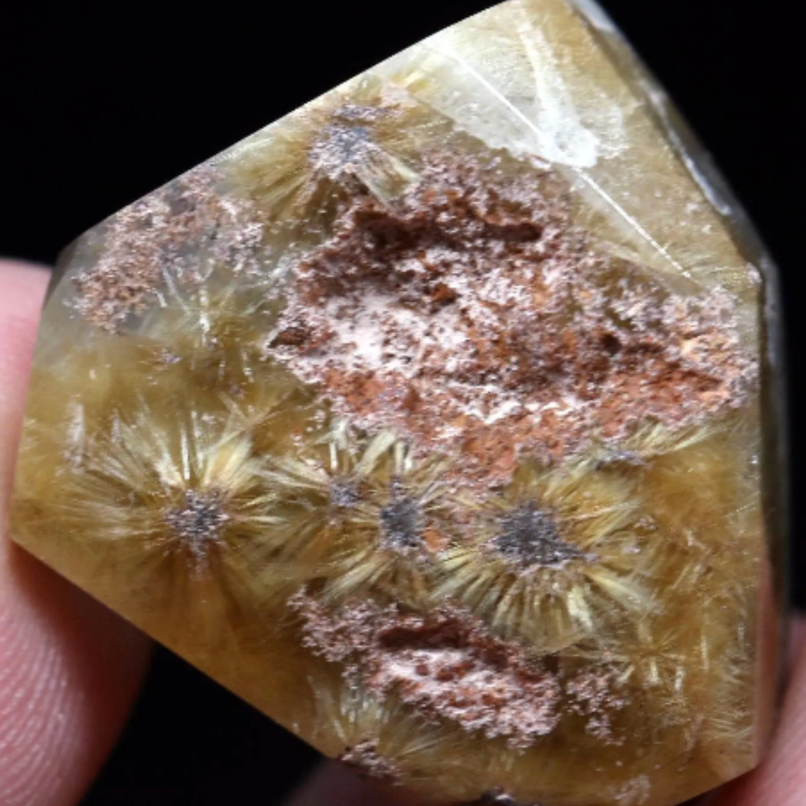 Spectaucular Golden Rutilated GOETHITE OR Cacoxenite Burrs in WaterClear Quartzite - Large. 67 cts. 0333