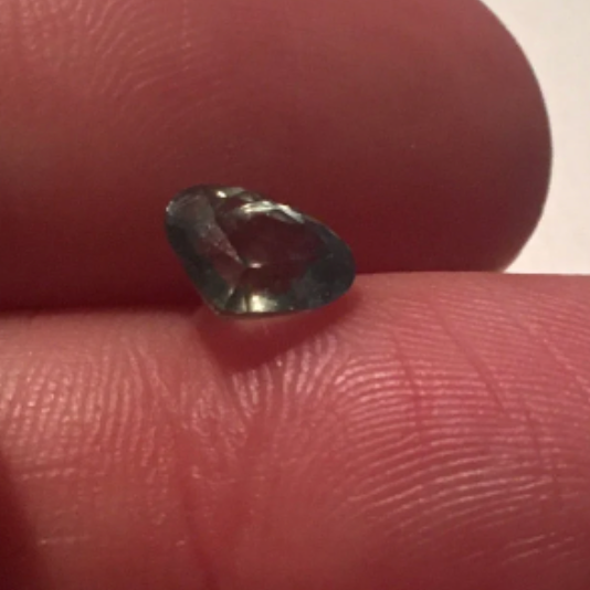 Sapphire - 1.12 CT - Natural (Unheated Sapphire). 4226