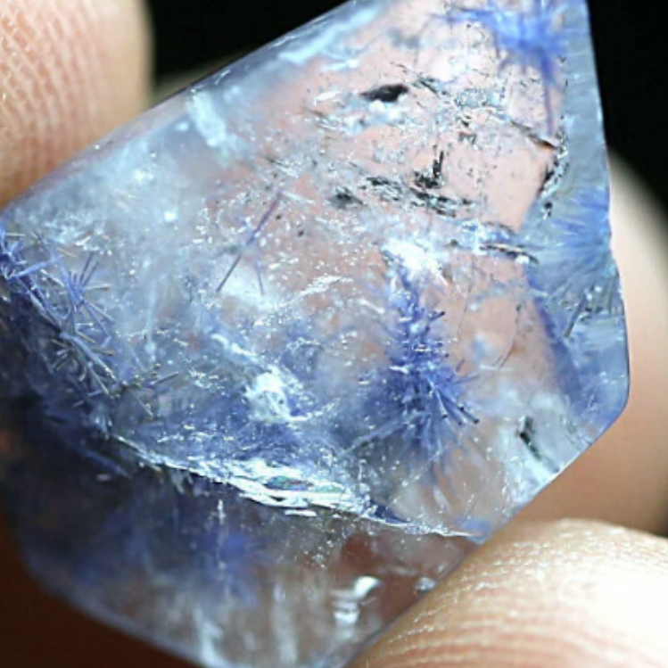 One Hyper-Rare, Dumortierite Quartz Crystal - 10.7 CT - 1 Piece Quartz Specimen.