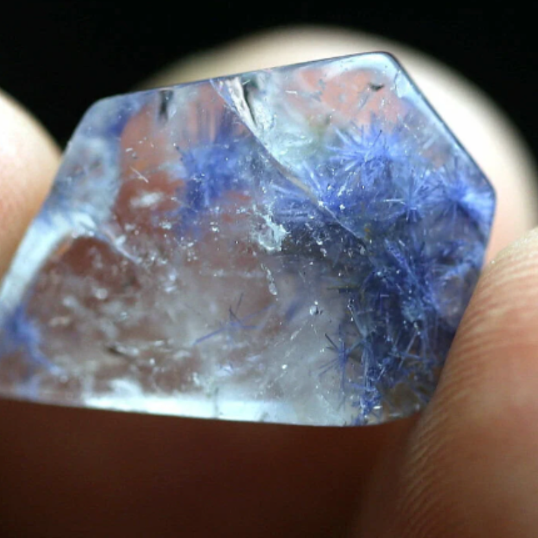 One Hyper-Rare, Dumortierite Quartz Crystal - 10.7 CT - 1 Piece Quartz Specimen.