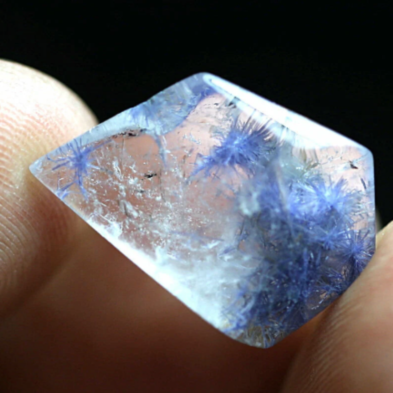 One Hyper-Rare, Dumortierite Quartz Crystal - 10.7 CT - 1 Piece Quartz Specimen.